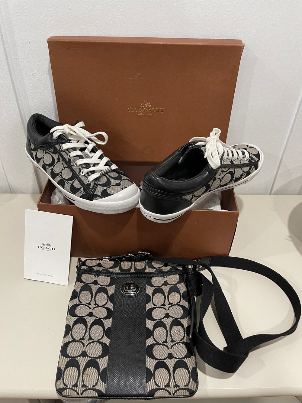 Coach Black and Cream Signature Canvas Low-Top Sneakers + Matching Crossbody Bag